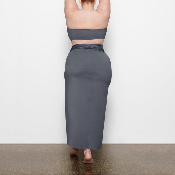 NWT SKIMS (Gunmetal) SWIM Sarong Skirt  size Large - Picture 4 of 7